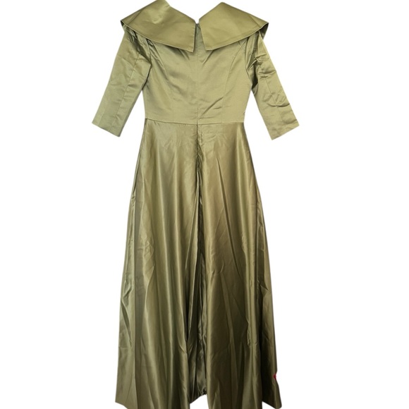 Elegant Green Floral Long Sleeve Dress - Picture 2 of 15